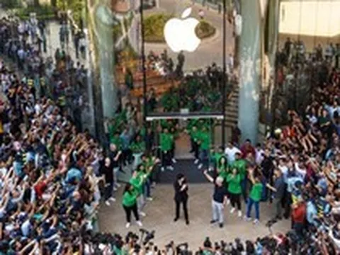 ‘Đánh đông dẹp bắc’ nhưng chỉ chiếm 5% thị phần, Apple dùng ‘chiêu’ quen thuộc quyết nuốt trọn thị trường đông dân nhất thế giới
