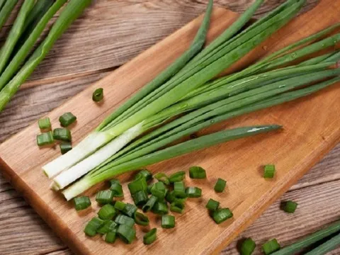 Ăn nhiều hành có sao không?