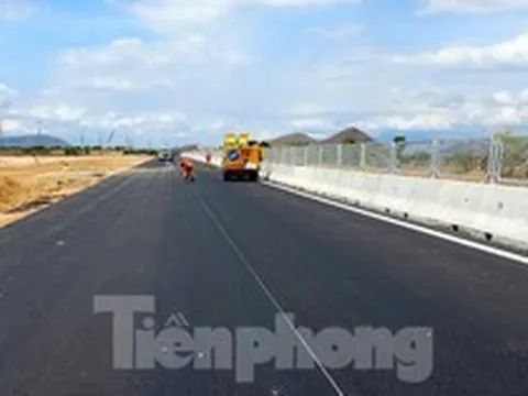 Thu phí cao tốc Phan Thiết - Dầu Giây: Cao nhất gần 300.000 đồng/lượt