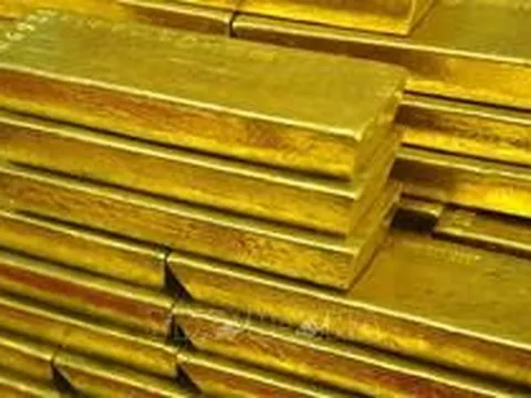 Tuần giao dịch tồi tệ nhất của vàng trong 2 tháng qua