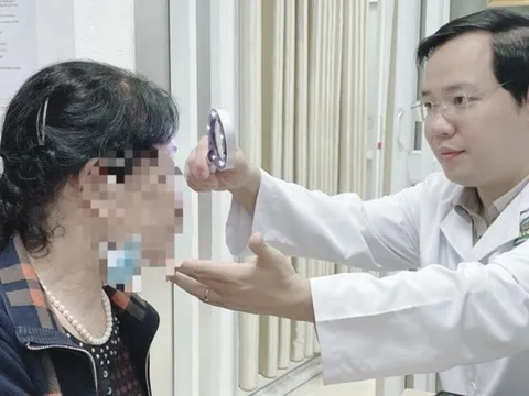 Chi hàng chục triệu để có gương mặt đẹp, người phụ nữ hối hận vì tin lời quảng cáo trên mạng