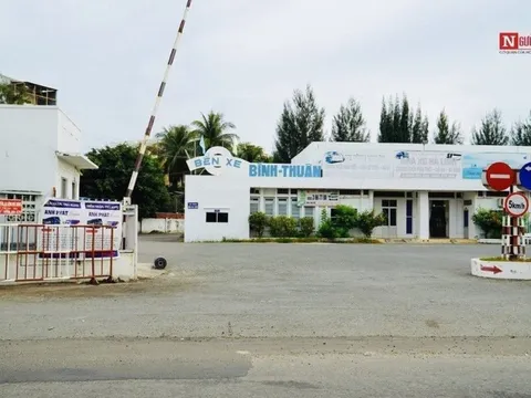 Bình Thuận: Xe khách, taxi, bị thu hồi phù hiệu, biển hiệu vì vi phạm tốc độ