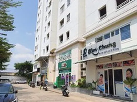 TP HCM: Vợ tử vong bên trong căn hộ, chồng rơi từ tầng 15 chung cư