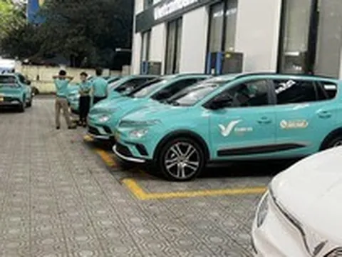 Khắc phục tình trạng người dùng giành chỗ sạc với taxi Xanh SM - Danh sách trạm sạc ưu tiên nên biết