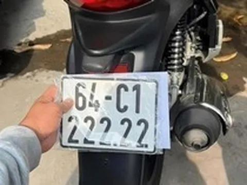 Chủ xe SH ở Vĩnh Long bấm trúng biển 'ngũ quý 2'