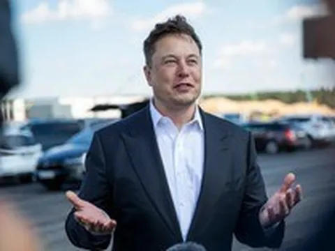 Ô tô ở Việt Nam giảm giá 100 triệu đã là ghê, xe Tesla đã giảm 500 triệu chỉ sau 3 tháng – Elon Musk 'khùng' hay lại một chiến thuật thiên tài của 'Iron Man'?