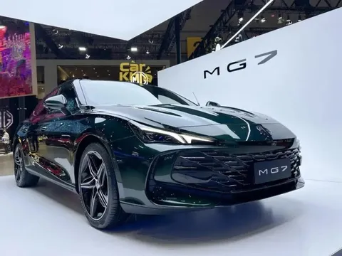 Đại lý tiết lộ MG7 sắp về Việt Nam, nếu giữ được một loạt option khủng như mới ra mắt ở Thượng Hải thì K5, Mazda6 phải dè chừng