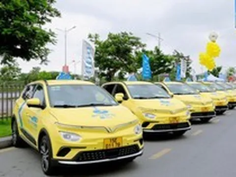 Én Vàng Taxi mua + thuê 150 xe điện từ công ty của ông Phạm Nhật Vượng, mở dịch vụ taxi điện đầu tiên ở Hải Phòng