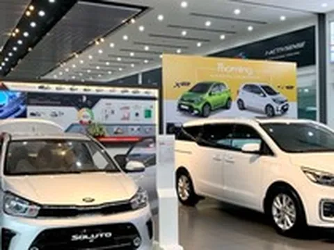 Bộ Tài chính giữ quan điểm chưa giảm 50% phí trước bạ ô tô