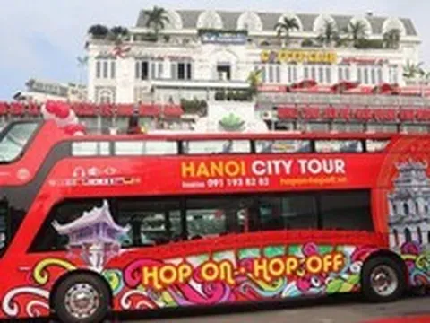 Hà Nội miễn phí vận chuyển khách du lịch bằng xe buýt 2 tầng dịp nghỉ Lễ 30/4 và 1/5