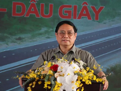 Từ TP HCM đi TP Phan Thiết chỉ mất 2,5 giờ nhờ tuyến cao tốc 99 km