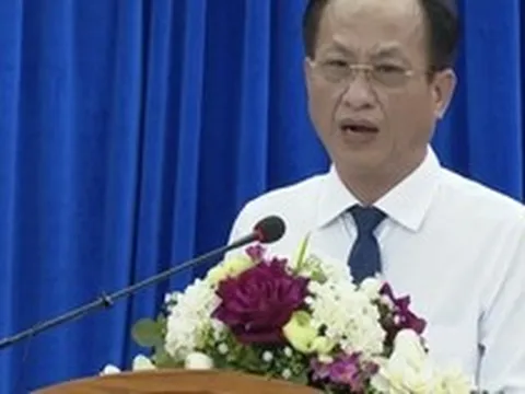 CLIP: Phát biểu của Chủ tịch UBND tỉnh Bạc Liêu gây bão mạng