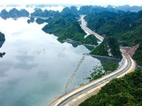 Khánh thành đường bao biển nối thành phố Hạ Long với Cẩm Phả