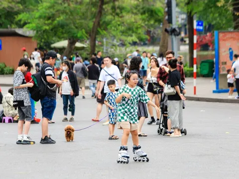 Hà Nội vắng vẻ, bình yên trong ngày 30-4, 1-5