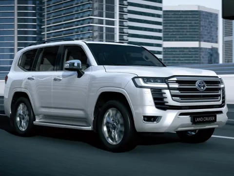 3 mẫu SUV 'ngốn xăng' nhiều nhất