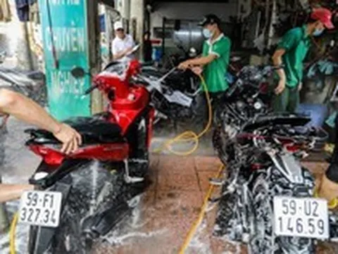 Những nghề "hốt bạc" dịp lễ 30/4 tại TP.HCM