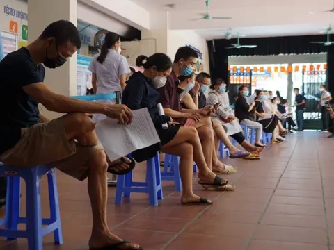 Hà Nội yêu cầu giám sát chặt COVID-19 trong dịp lễ, đảm bảo đáp ứng đủ oxy điều trị các F0