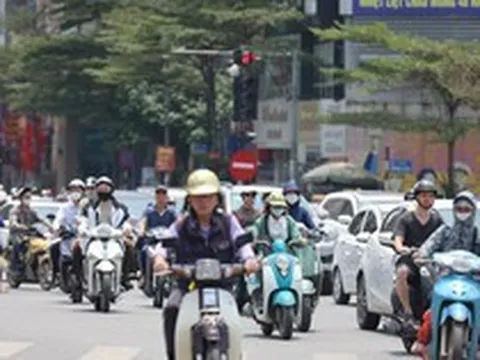 Miền Bắc tăng nhiệt, Nam Bộ nắng nóng kéo dài