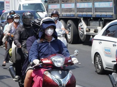 Nắng nóng gay gắt khắp cả nước, có nơi trên 39 độ C