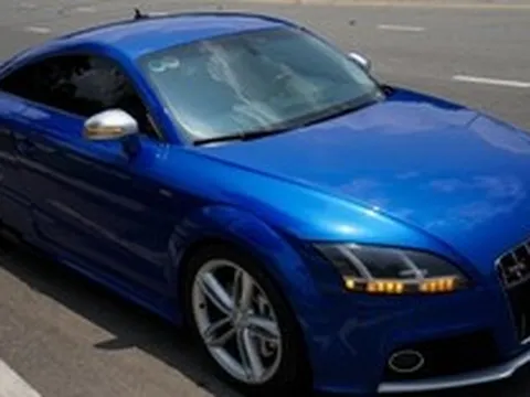 Tốn 600 triệu kỳ công dọn xe rồi bán Audi TT giá chỉ 800 triệu đồng, người bán cho biết không lấy đồ độ trừ thêm tiền