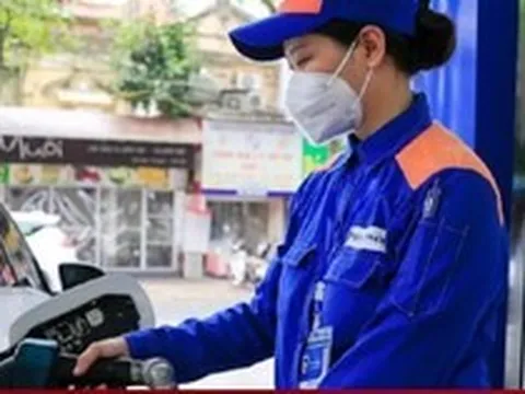Giá xăng trong nước sẽ giảm từ 800-1.000 đồng/lít vào ngày mai 4/5?