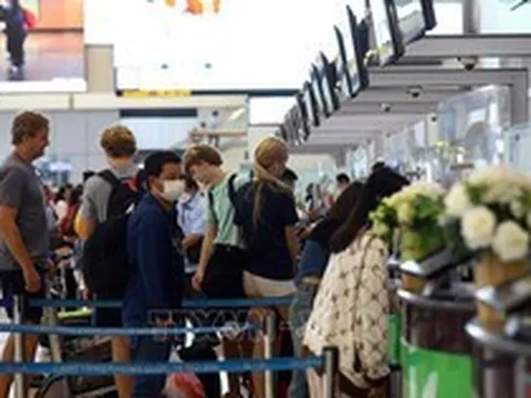 Sân bay Nội Bài phục vụ hơn 422.000 lượt hành khách trong 5 ngày nghỉ lễ