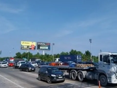 Giải quyết tình trạng ùn ứ trên cao tốc TP.HCM - Long Thành