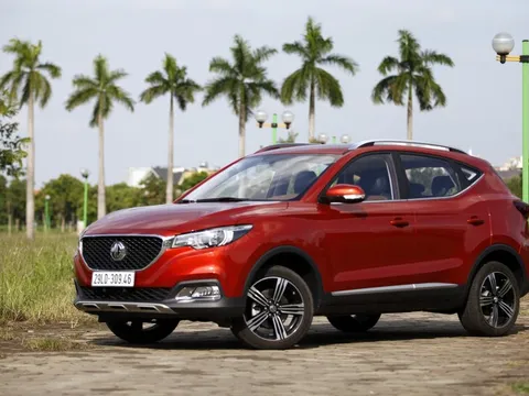 Bảng giá xe MG tháng 4: MG ZS được giảm 50% lệ phí trước bạ