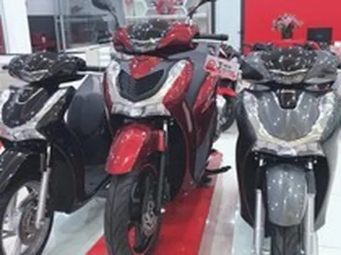 Honda SH bất ngờ giảm sâu gần 10 triệu đồng tại đại lý, dù khan hàng