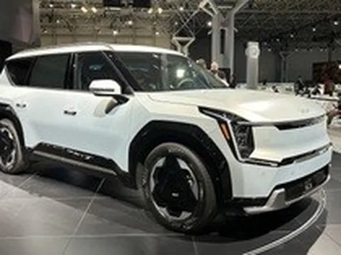Kia EV9 xịn từ những thứ chi li như thế này: Điều hòa tận dụng hơi nóng từ động cơ để sưởi ấm khoang cabin khi trời lạnh