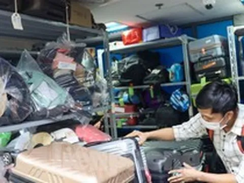 Kho hành lý thất lạc đầy ắp ở sân bay Nội Bài, cách nào để hành khách tìm lại nhanh nhất?