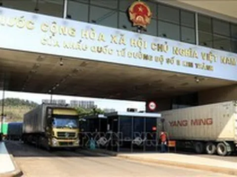 4 tháng, ước xuất siêu 6,35 tỷ USD