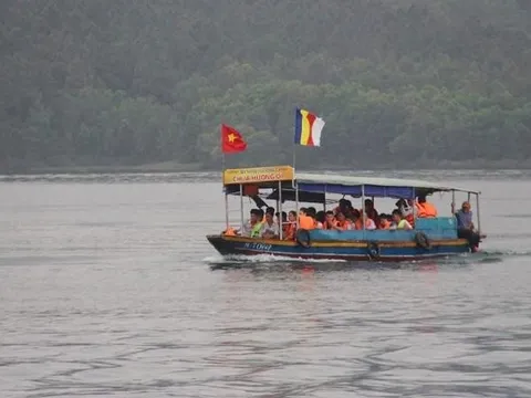 Tìm thấy thi thể nam du khách gặp nạn khi vãn cảnh chùa Hương Tích