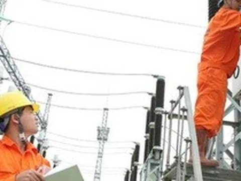 Giá bán lẻ điện bình quân thay đổi như thế nào trong 15 năm qua?