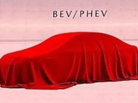 Mazda trưng hai mẫu sedan bí ẩn dễ là Mazda3 và Mazda6 thế hệ mới, hết hy vọng cầu sau và động cơ 6 xy-lanh như BMW