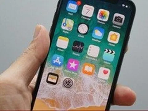 Doanh số bán iPhone giúp Apple đánh bại mọi dự báo