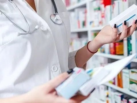 Bộ Y tế đề xuất thanh toán BHYT cho người bệnh phải tự mua thuốc