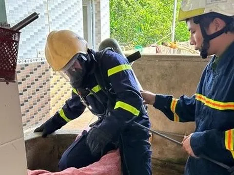 Nghệ An: Thương tâm phát hiện thi thể cô gái tàn tật ở dưới giếng sâu