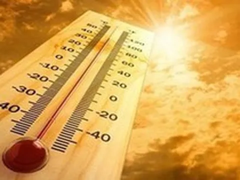 Nắng nóng đỉnh điểm, có nơi tới 43 độ C