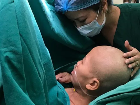 Bé Bình An và mẹ Liên, sản phụ ung thư giai đoạn cuối vẫn quyết sinh con 4 năm trước, giờ ra sao?