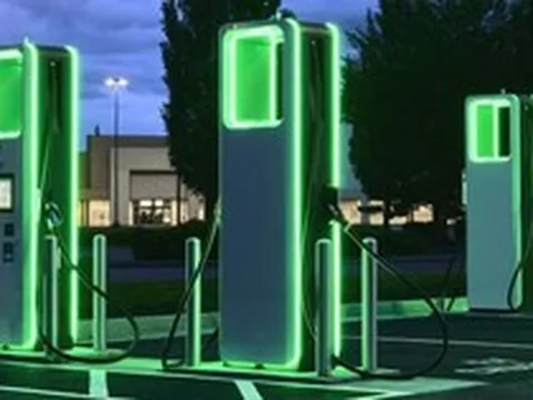Bước tiến mới đối với ô tô điện: Không cần mất vài tiếng đồng hồ để sạc, người dân có ngay pin đầy chỉ bằng thời gian đổ xăng