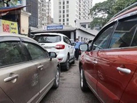 Cảnh báo việc đặt lịch ảo, cò mồi đăng kiểm
