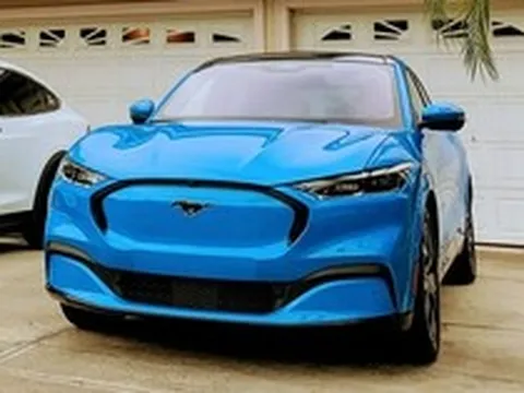 Ford gồng lỗ gần 1,5 tỷ/xe, tính lỗ tiếp hơn 70.000 tỷ đồng năm nay vì loại xe mà VinFast đang dồn hết lực vào phát triển