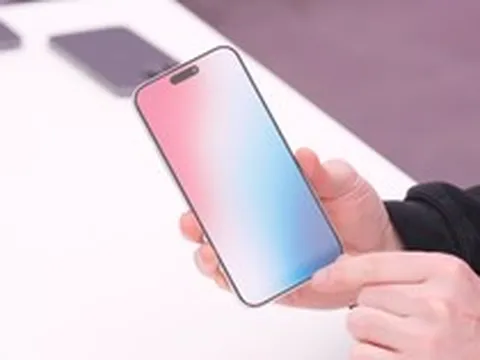 Cận cảnh mô hình iPhone 15 Ultra: Sẽ có nâng cấp mang tính lịch sử