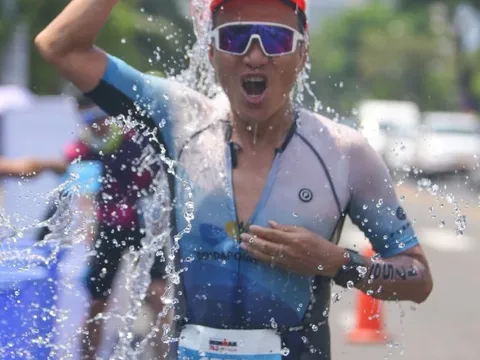 Các nhà vô địch giải Ironman 70.3 Việt Nam
