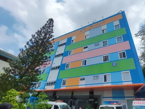 Bé 3 tuổi tử vong vì ngã xô nước cao 50cm