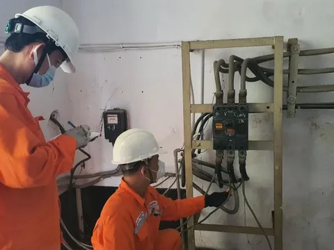 TP HCM mùa nắng nóng: Tiền điện sẽ tăng cao