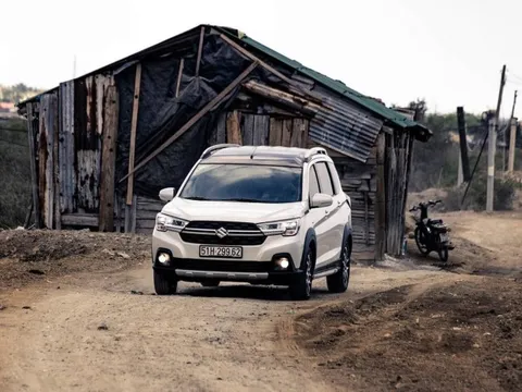 Bảng giá ô tô Suzuki tháng 5: Suzuki XL7 được ưu đãi 50% lệ phí trước bạ