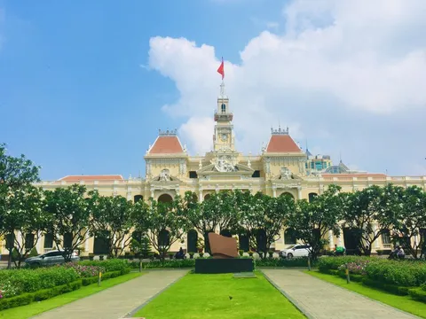 Đem nón lá, tò he, nhạc cụ dân tộc quảng bá du lịch Việt Nam - TP HCM tại Úc