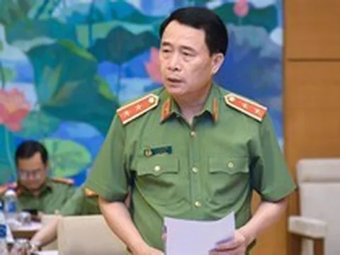 Đề nghị nghiên cứu bổ sung vị trí mang hàm Đại tướng Công an nhân dân